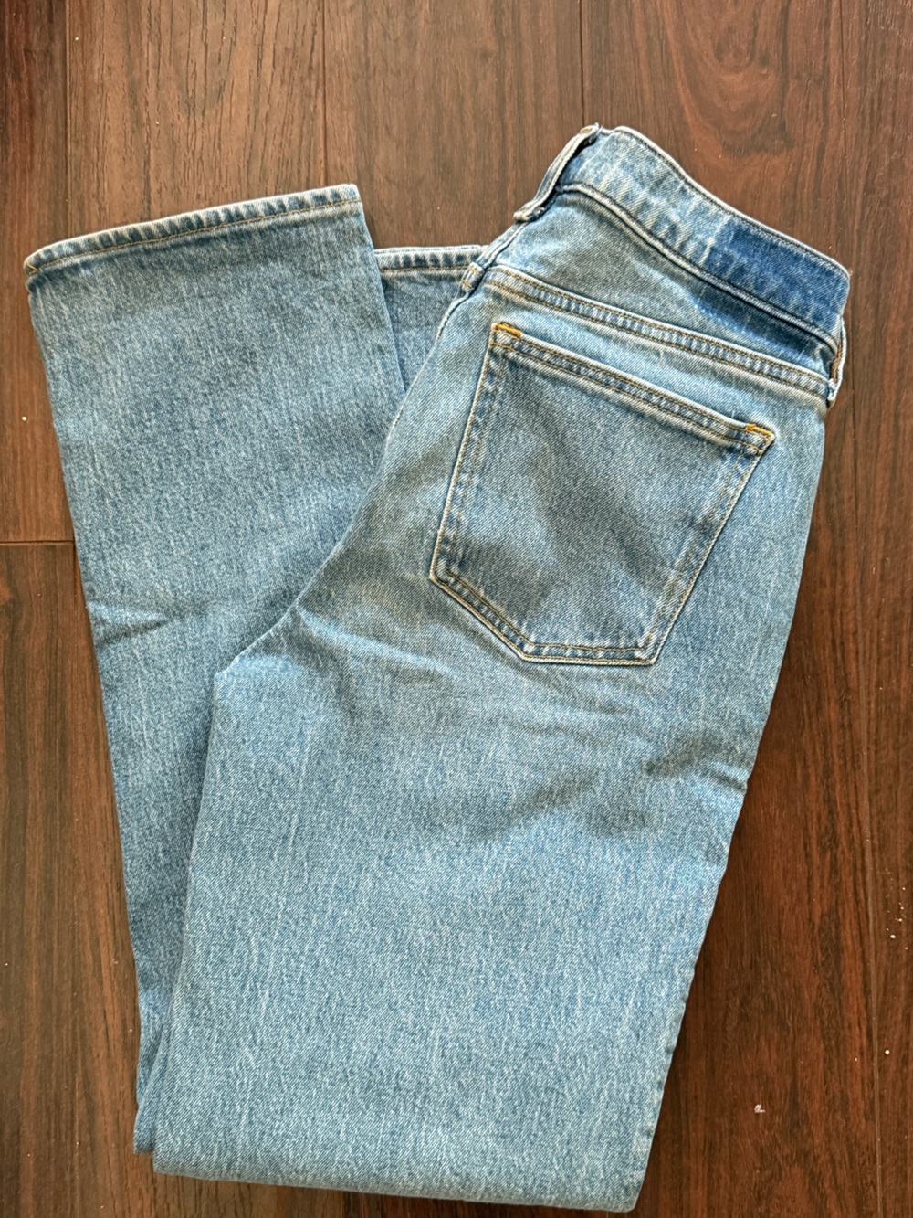 Abercrombie & Fitch Classic Light Wash Women's Straight-Leg Jeans